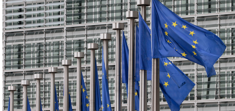 Bruselas se impacienta y urge al Gobierno a reformar la estiba portuaria