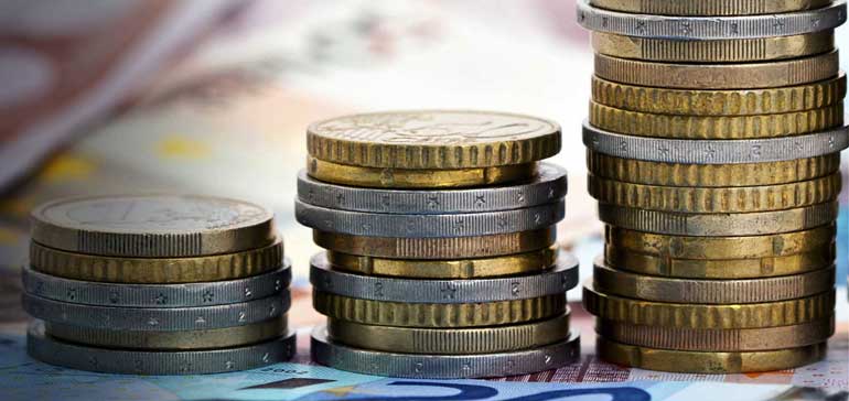 El Panel de Funcas prevé que la economía crezca un 2,8% este año y un 2,4% en 2019