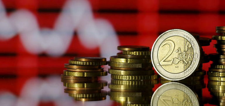 El Eurogrupo se atasca más de lo previsto para pactar una reforma de mínimos de la zona euro