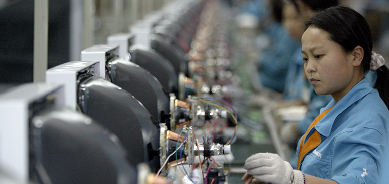 La producción industrial china crece al menor ritmo en 17 años